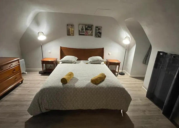 Sunset Family Guesthouse Mont Saint Michel